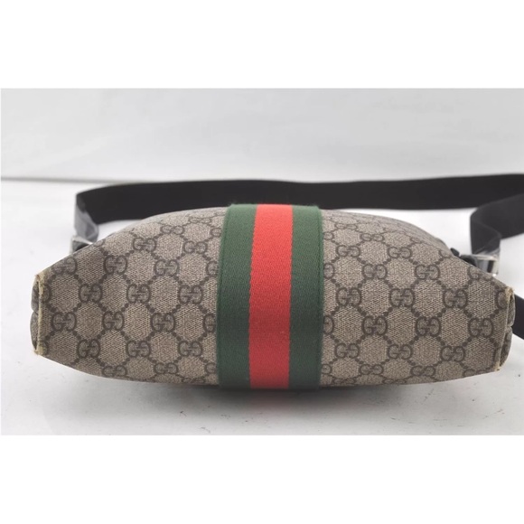 Authenticated Gucci Web Sherry Supreme Messenger Crossbody Bag  (**Has flaws**) - Picture 7 of 13